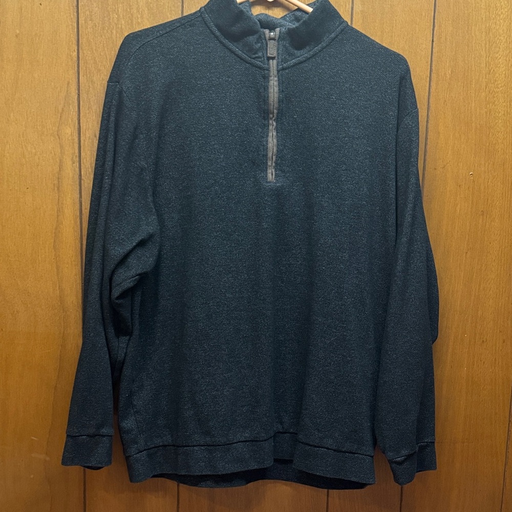 Roundtree & Yorke Black Zip-Up Sweater